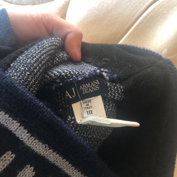 Armani Jeans Beanie - Picture 3 of 3